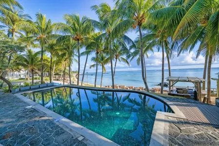 Seasense Boutique Hotel & Spa Отели в г. Катр Коко