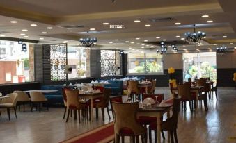 Jewel Al Nasr Hotel & Apartments