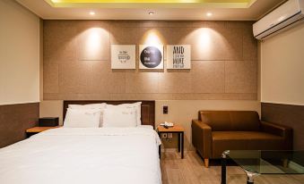 Yeongdong Call Self Check-in Motel