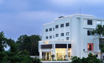 Hotel Hybiz by Darshan