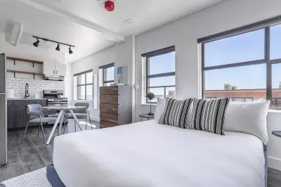 Reside Seattle Downtown, a Wyndham Residence Hotels in Pike Market District