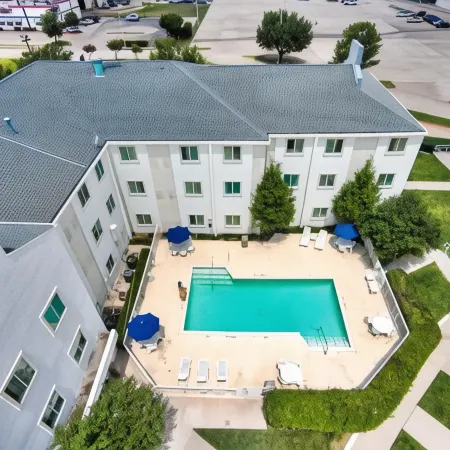 Motel 6 Lewisville, TX - Dallas