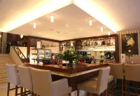 Central-Hotel Kaiserhof - Quầy bar