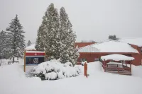 Snow Cap Inn