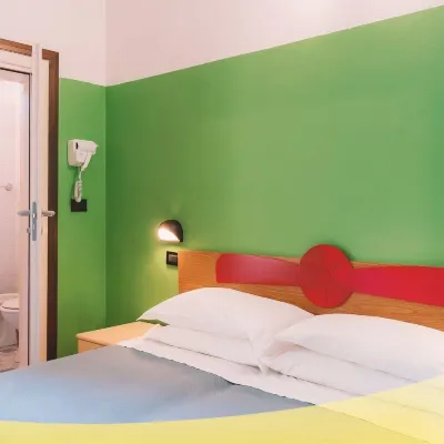 hotel T depandance Hotel dekat Pusat Marina Rimini