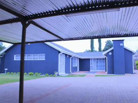 Newcastle Thully Guest House