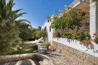 Poseidon Blue Gastronomy Hotel
