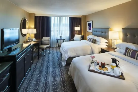 Hilton Harrisburg Отели рядом с достопримечательностью «Harrisburg University of Science and Technology»