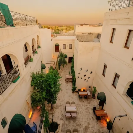 Astarte Hotel