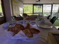 Shade Suites and Studios