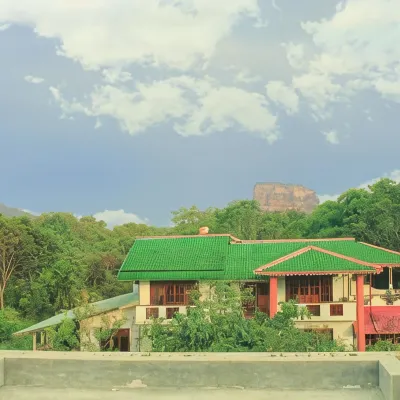 Sinhagiri Villa Hotels near Pidurangala Temple