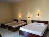 Surya Guest House Hotels in Kademangan