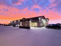 Clarion Hometown Inn Hotels in Wright County