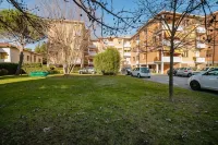 Graziella, Luxury Apartment 2 Bedrooms, Terrace and Private Parking Downtown Lucca