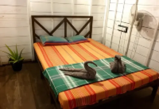 Lala's Place - Hostels