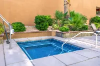 Wingate by Wyndham St. George - spa