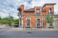 Dzvel Ubanshi Hotel a 