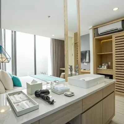 Lovely Room Oceanami Resort Hotels near Quảng trường thả diều - Phước Hải Second Homes