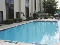 La Quinta Inn & Suites by Wyndham Houston Stafford Sugarland - Pools