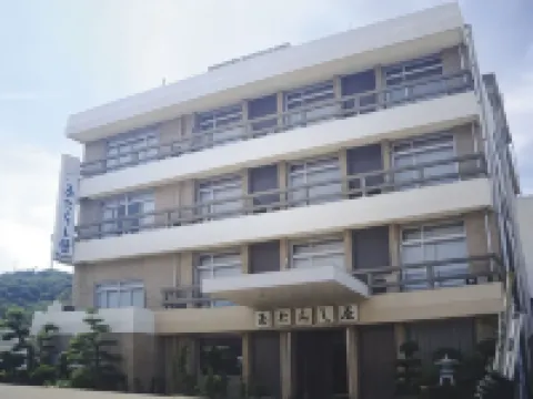 Atarashiya Hotel berhampiran Pantai Kada