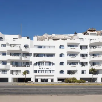 MR. Mar Suites