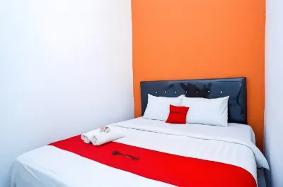 RedDoorz @ Kawasan Industri Candi Semarang Hotels in Purwoyoso