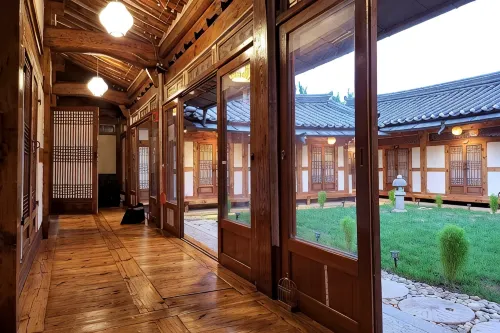 Jeonju Pungnamheon Hanok Stay - Wifi