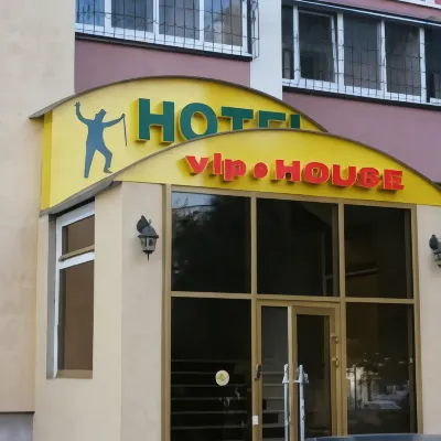 VIP House Hotel