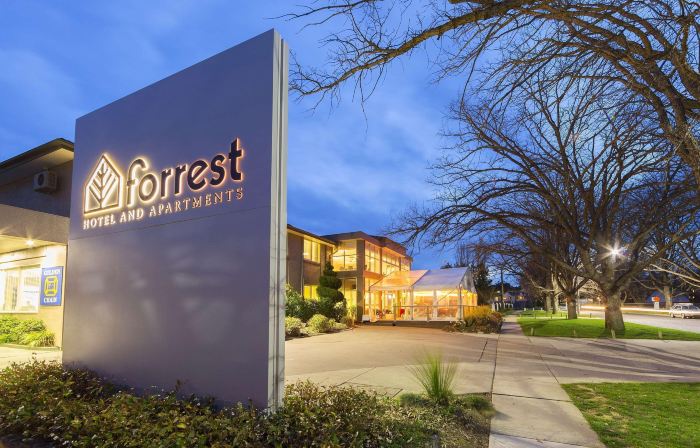 Forrest Hotel & Apartments