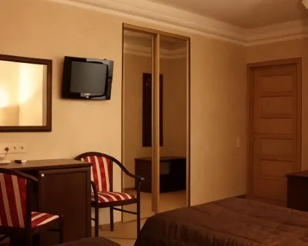 Golden Embankment Hotels in Pskov