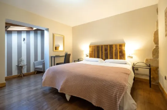 Palacio de Arce Отели в г. 