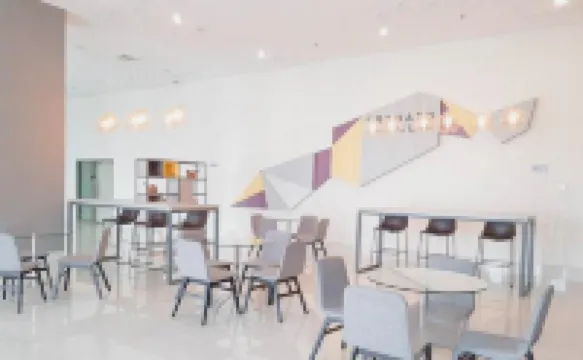 Spacious and Modern Studio at Tanglin Supermall Mansion Apartment By Travelio