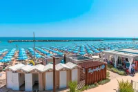 Hotel Cola Frontemare