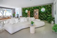 Palm Beach Hotel - Adults Only