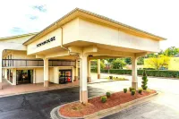 Townhouse Winston Salem - University