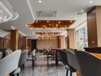แวงวีเองรีเมมเบอร์โฮเต็ล โรงแรมใกล้กรีน ดิสคัฟเวอรี