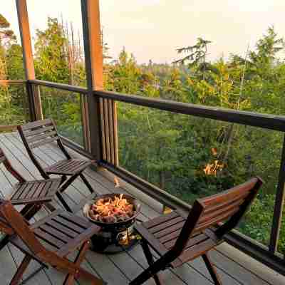 Panoramic Rainforest & Ocean Views, Fire Pit & EV Plug in Ucluelet Others