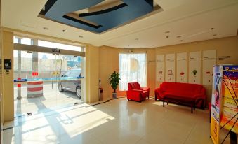 7Days hotel (Shanghai Lujiazui Area Tangqiao Subway Station)