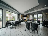 Brit Hotel la Bonne Etape Hotels in Evreux