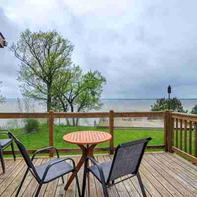 Breezy Hills - Unit 3; Lake Bemidji, King Bed, Kayaks, PB Trail Private Access Others