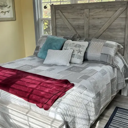 Cozy, clean, relaxing beach cottage awaits you!! Отели в г. Фэрхейвен