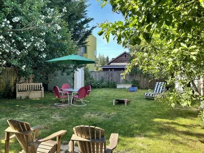 Comfortable Ballard Farmhouse, 2Br + Loft, Easy Access to Downtown Seattle 발라드 호텔