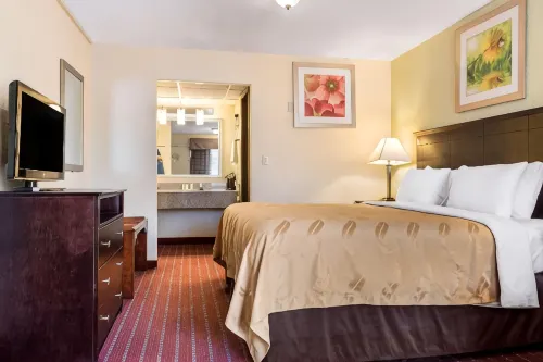 Quality Inn - Bares