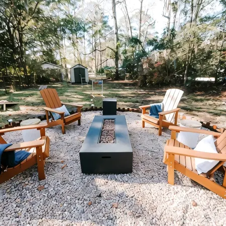 Cozy 5 BR/3-Bath home near Parris Island/Downtown Beaufort - Game Room, Fire Pit