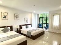 Aui Nguyen Trai Hotels near Main Post Office