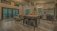 Brand New Relaxing Mountain Retreat