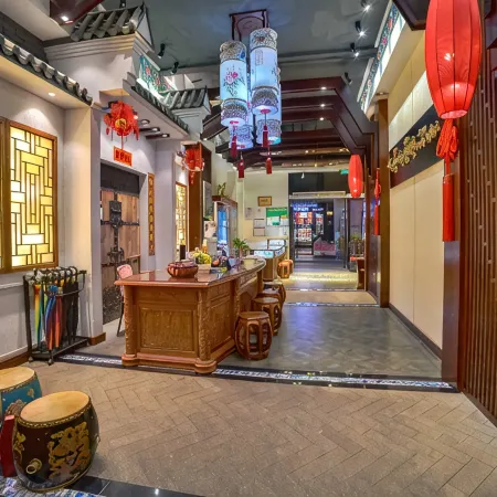 24° North Latitude Theme Hotel