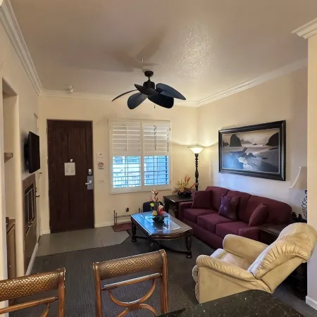 Sun-Soaked Condo near Old Town