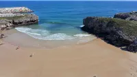 Relax in the center of Llanes and 50m from the beach.