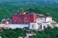 7 Days Premium Hotel - Haustierfreundliche